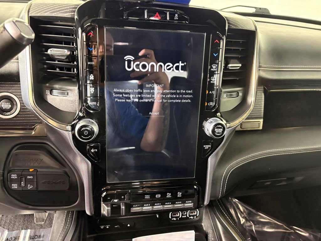 Used 2019 RAM 2500 Limited AWD/4WD image 20