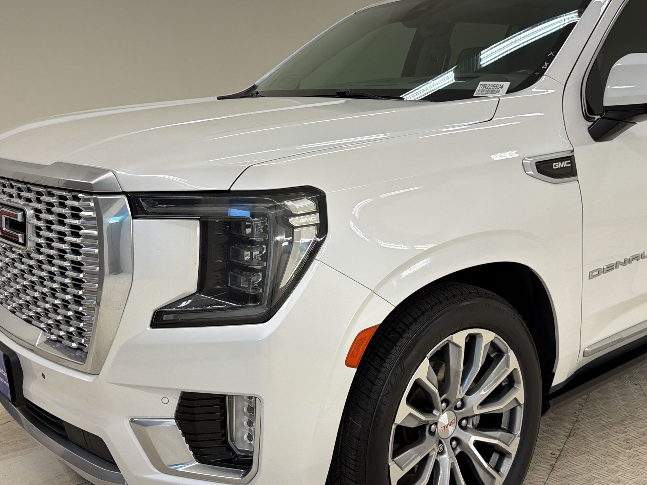 Used 2021 GMC Yukon Denali w/ Denali Ultimate Package RWD image 12