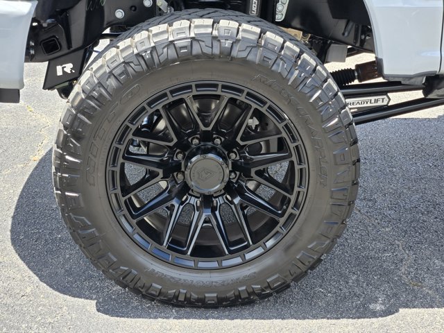 Certified 2025 Ford F250 Platinum AWD/4WD image 10