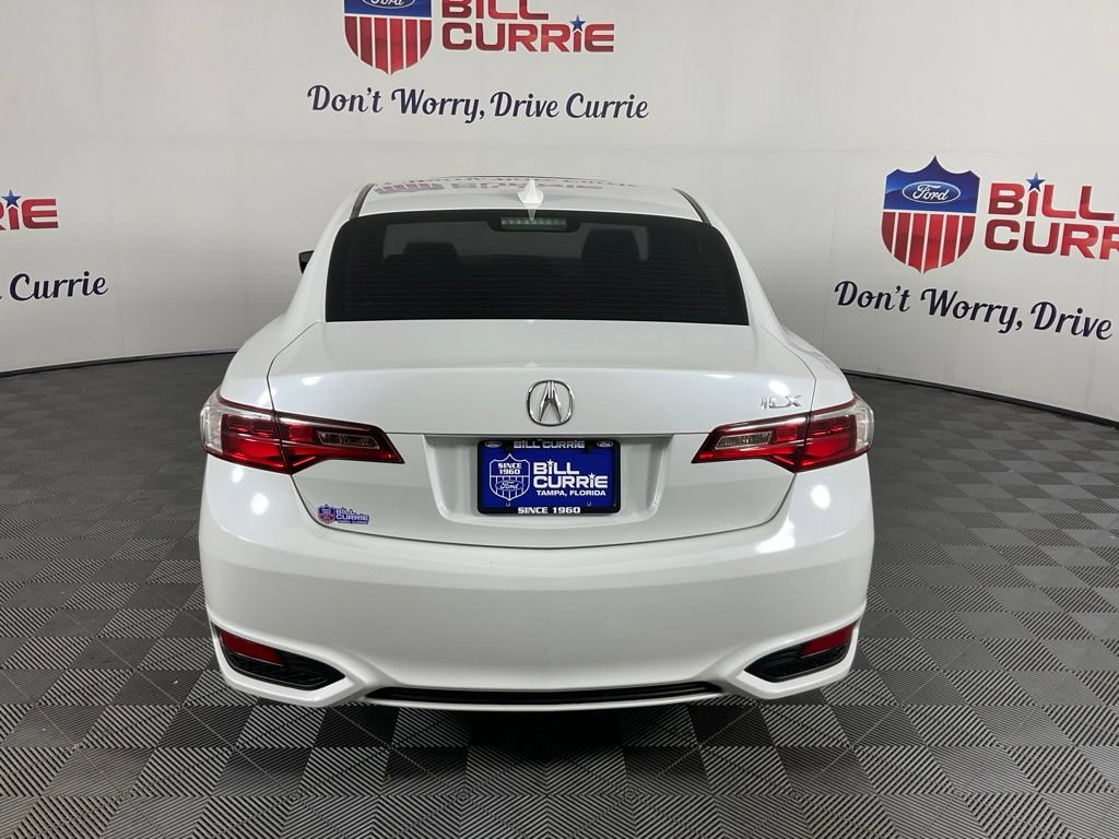 Used 2018 Acura ILX FWD image 4