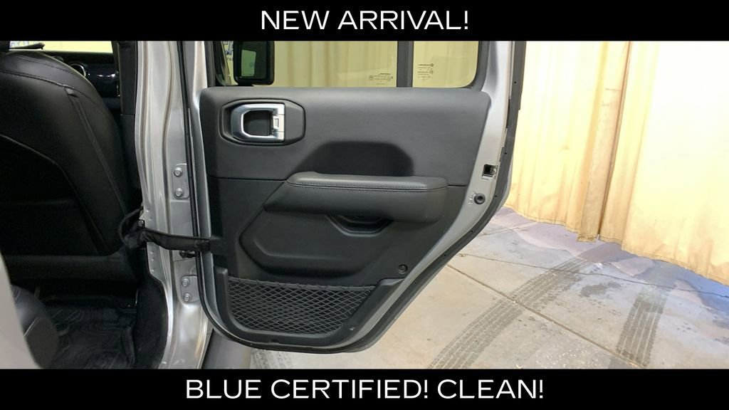 Used 2021 Jeep Wrangler Unlimited Sahara AWD/4WD image 13