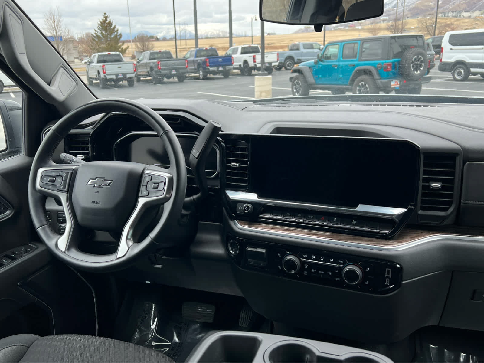 Used 2025 Chevrolet Silverado 1500 RST w/ Protection Package AWD/4WD image 23