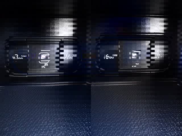 Used 2023 Kia Forte LXS image 22