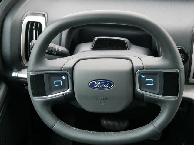 Certified 2025 Ford Expedition Active AWD/4WD image 16