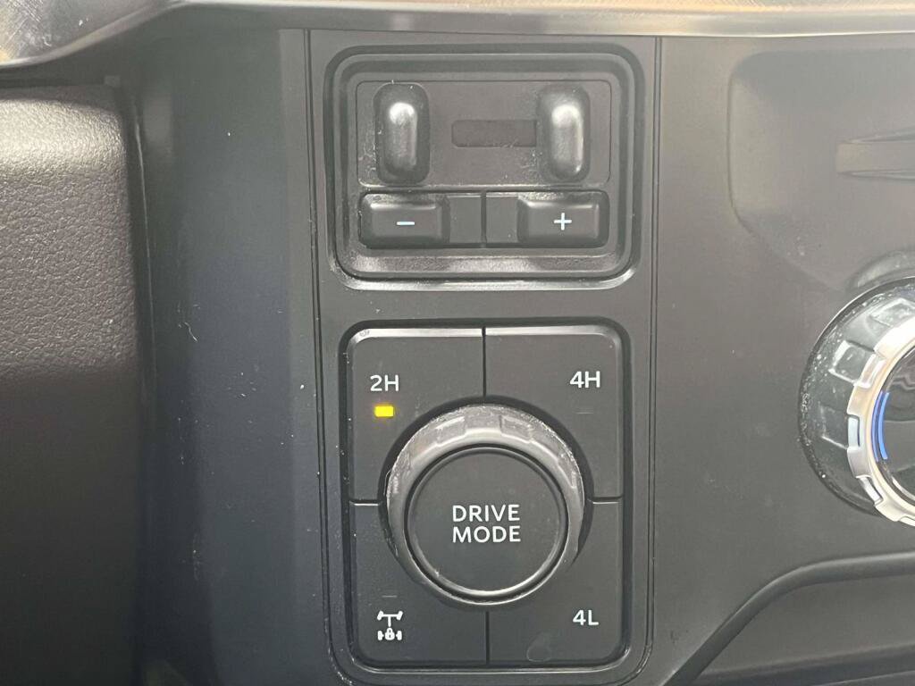 Certified 2024 Ford F250 King Ranch AWD/4WD image 28