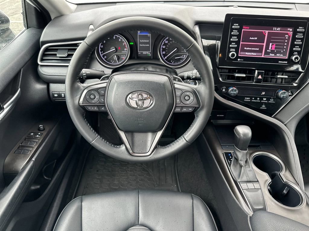 Used 2023 Toyota Camry SE w/ Convenience Package image 13