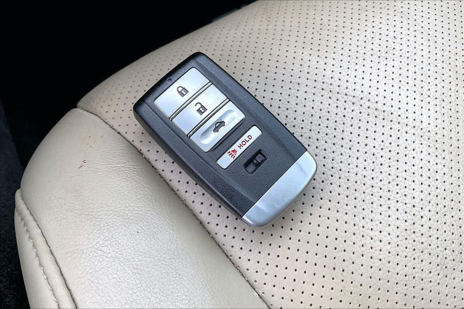 Used 2019 Acura TLX w/ Technology Package FWD image 19