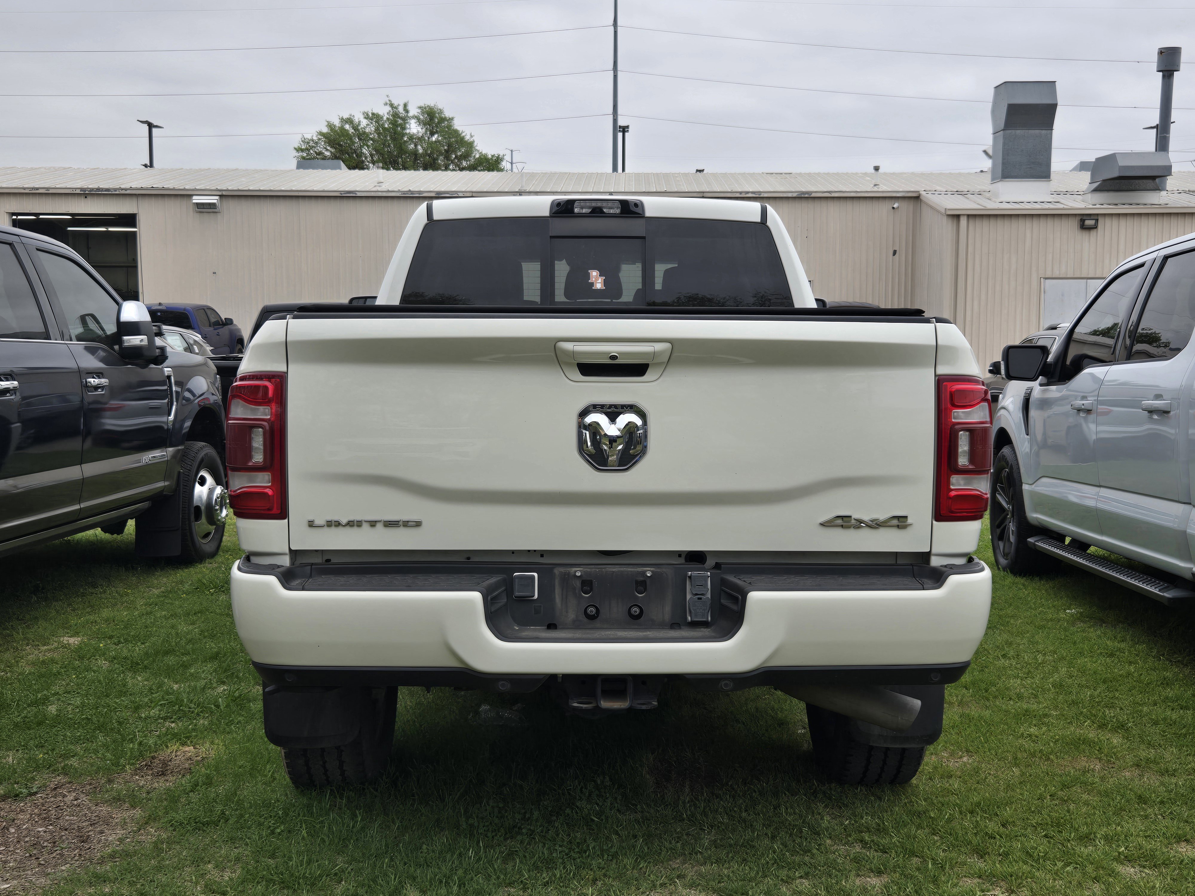 Used 2023 RAM 2500 Limited image 3