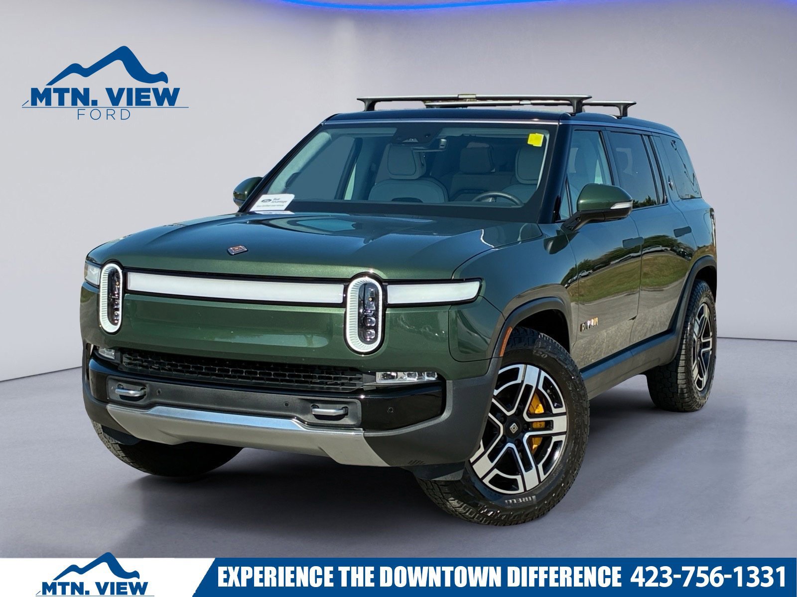 Used 2023 Rivian R1S Adventure Quad AWD/4WD image 1