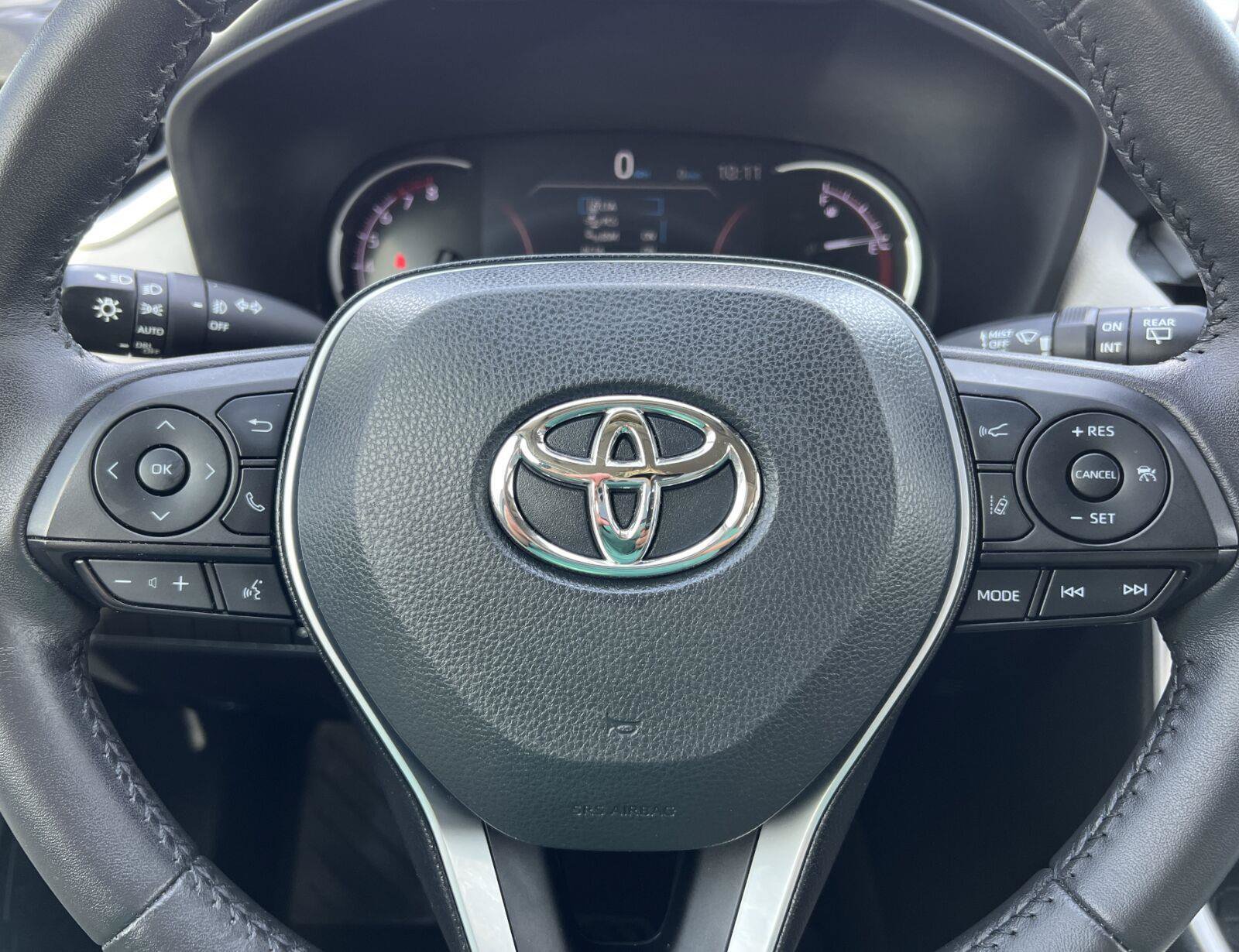 Used 2023 Toyota RAV4 XLE Premium FWD image 41