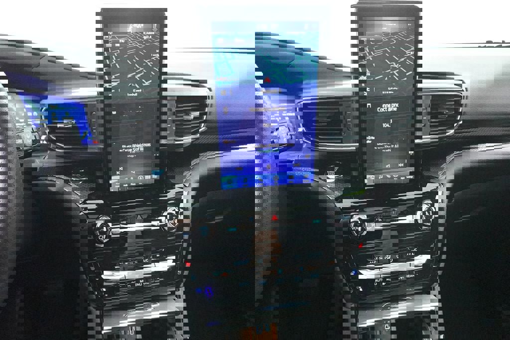 Certified 2023 Ford Explorer ST w/ Equipment Group 401A image 18