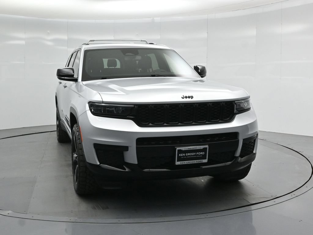 Used 2021 Jeep Grand Cherokee L Laredo AWD/4WD image 52