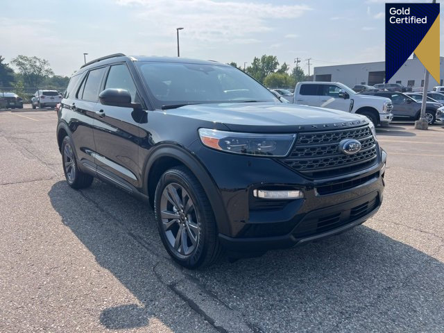 Certified 2022 Ford Explorer XLT w/ Equipment Group 202A