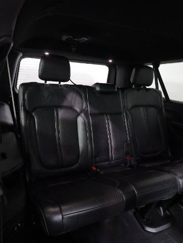 Used 2024 Jeep Wagoneer L Series II w/ Flexible Seating Group AWD/4WD image 12