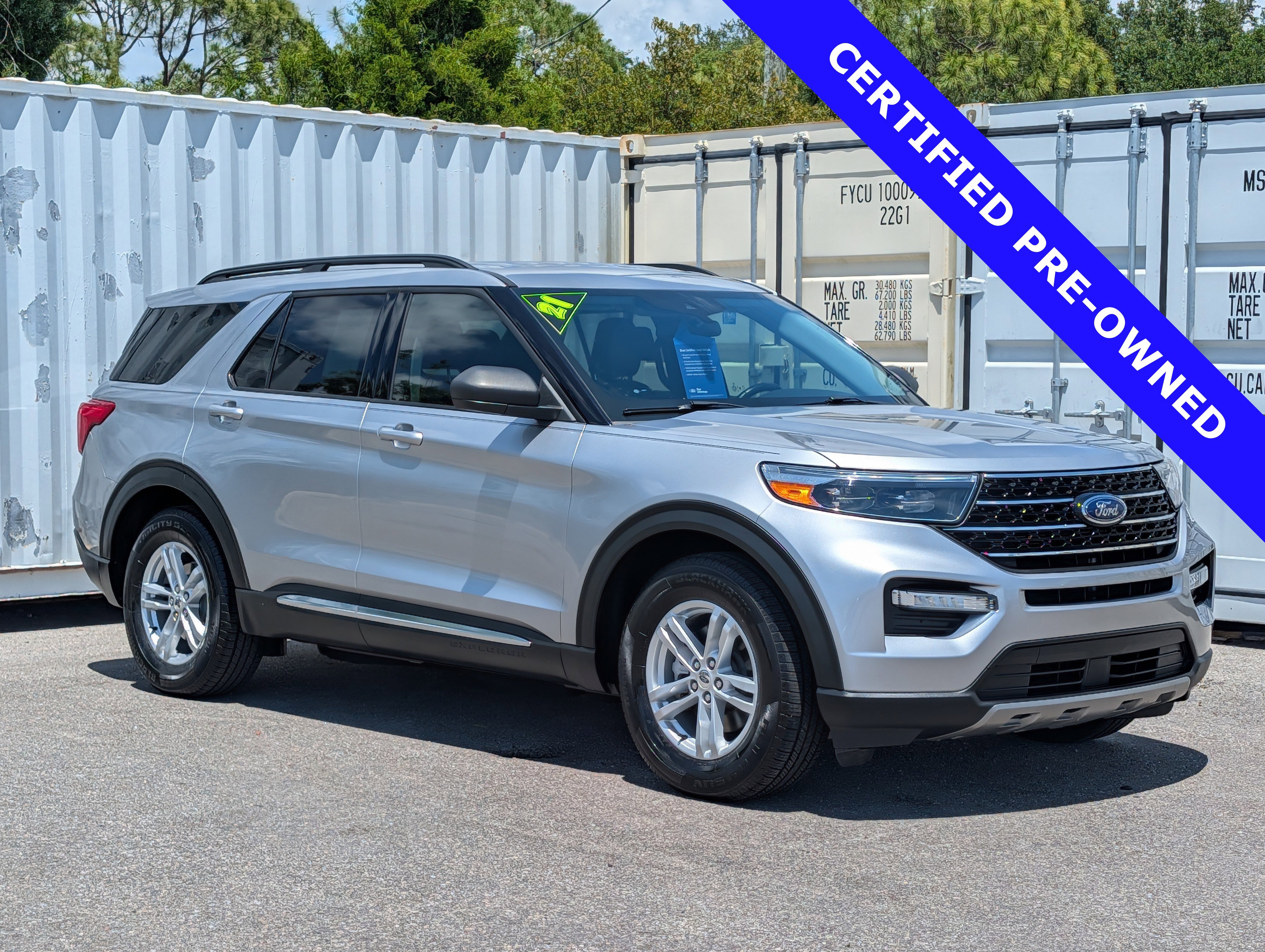 Certified 2021 Ford Explorer XLT w/ Equipment Group 202A RWD image 2