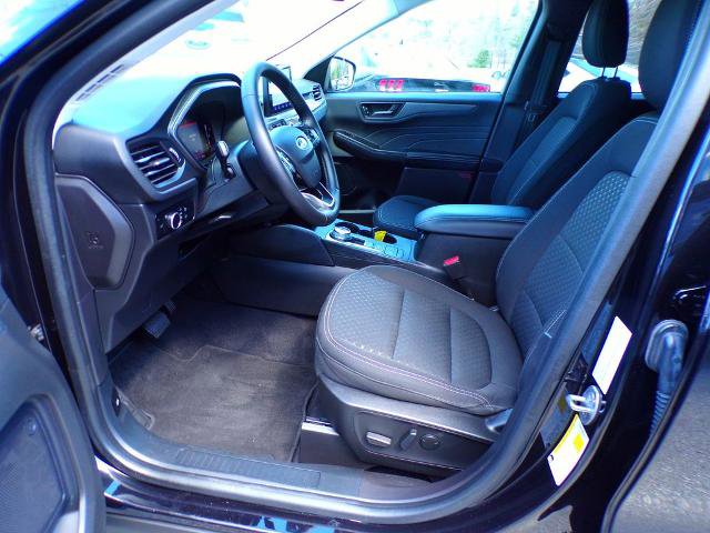 Certified 2023 Ford Escape Active AWD/4WD image 14
