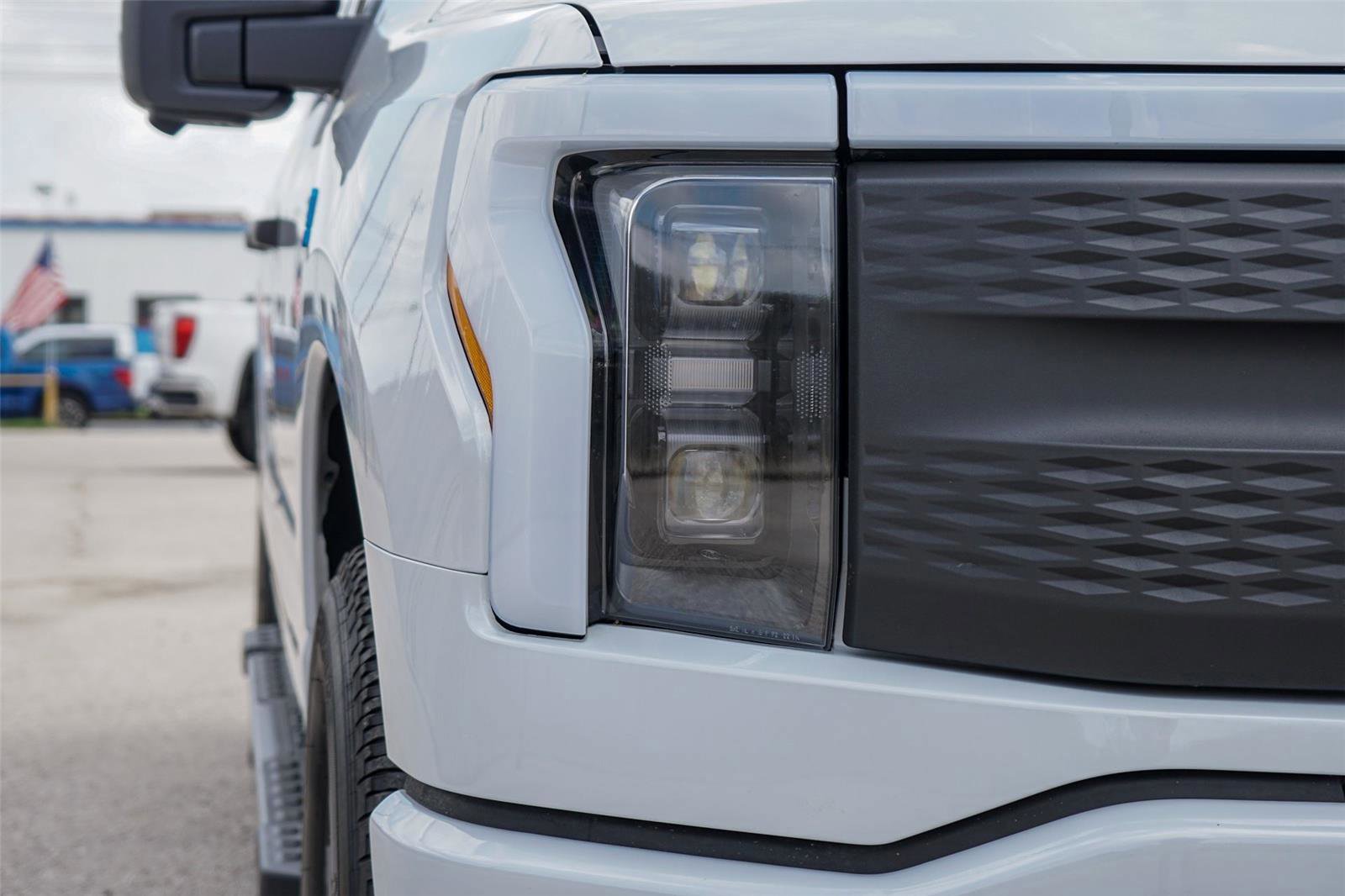 Certified 2025 Ford F150 Lightning XLT AWD/4WD image 8