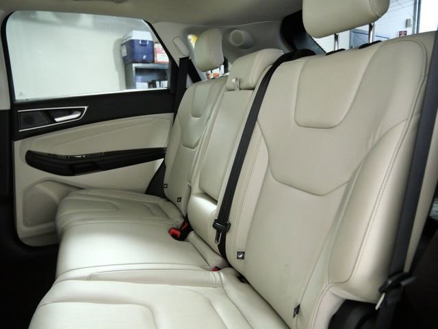 Certified 2019 Ford Edge Titanium w/ Cold Weather Package image 15