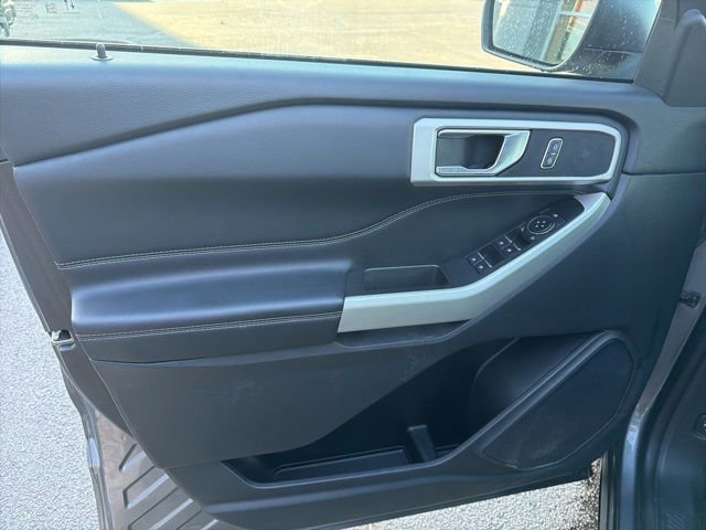 Certified 2022 Ford Explorer XLT image 23