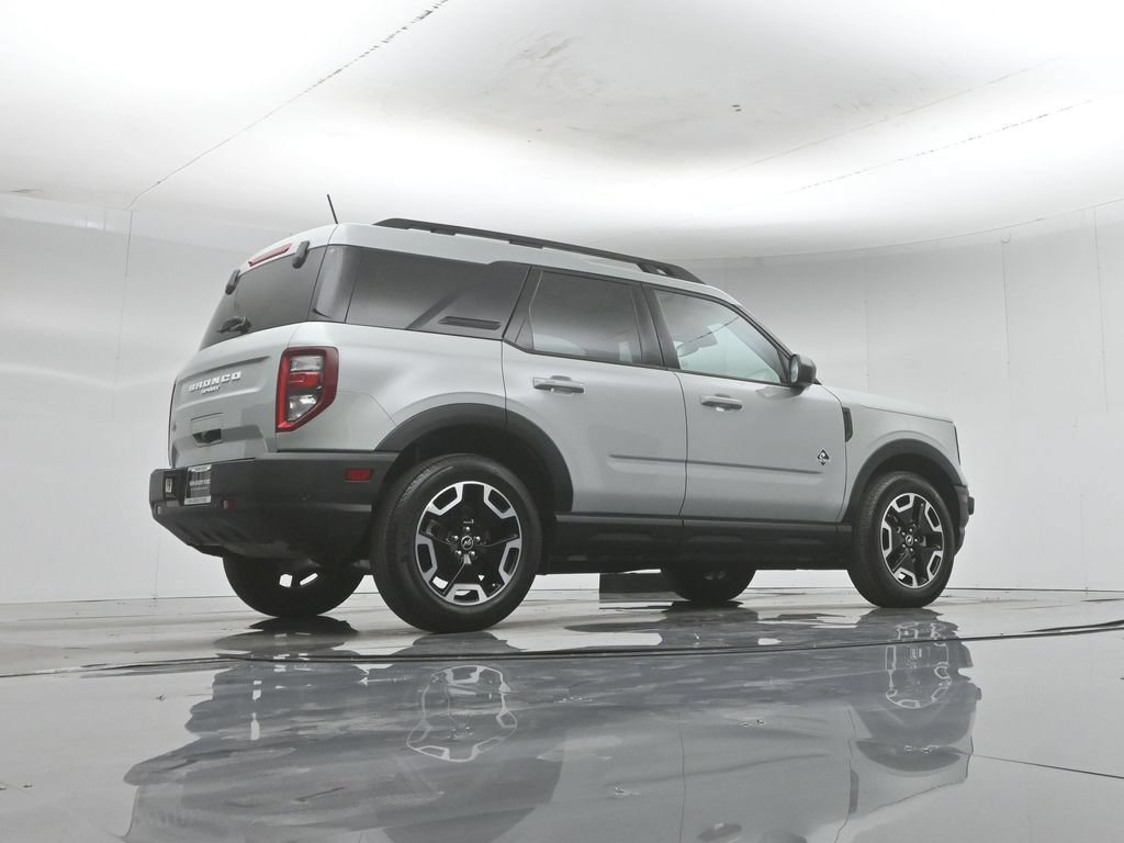 Certified 2023 Ford Bronco Sport Outer Banks w/ Tech Package AWD/4WD image 52
