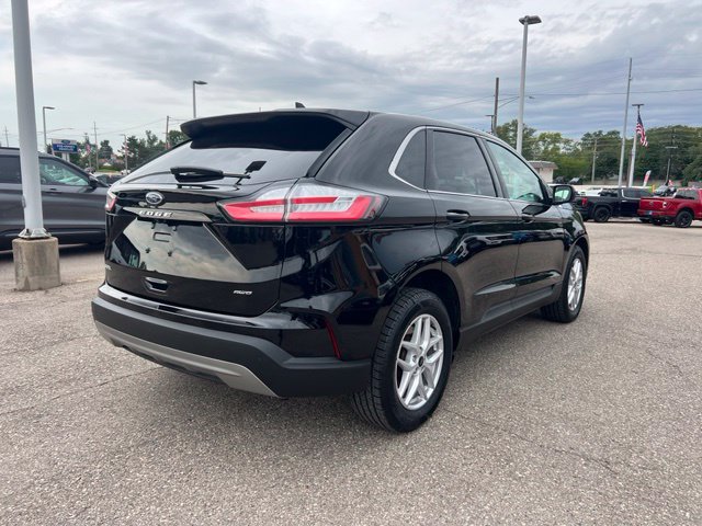 Certified 2024 Ford Edge SEL w/ Convenience Package AWD/4WD image 4
