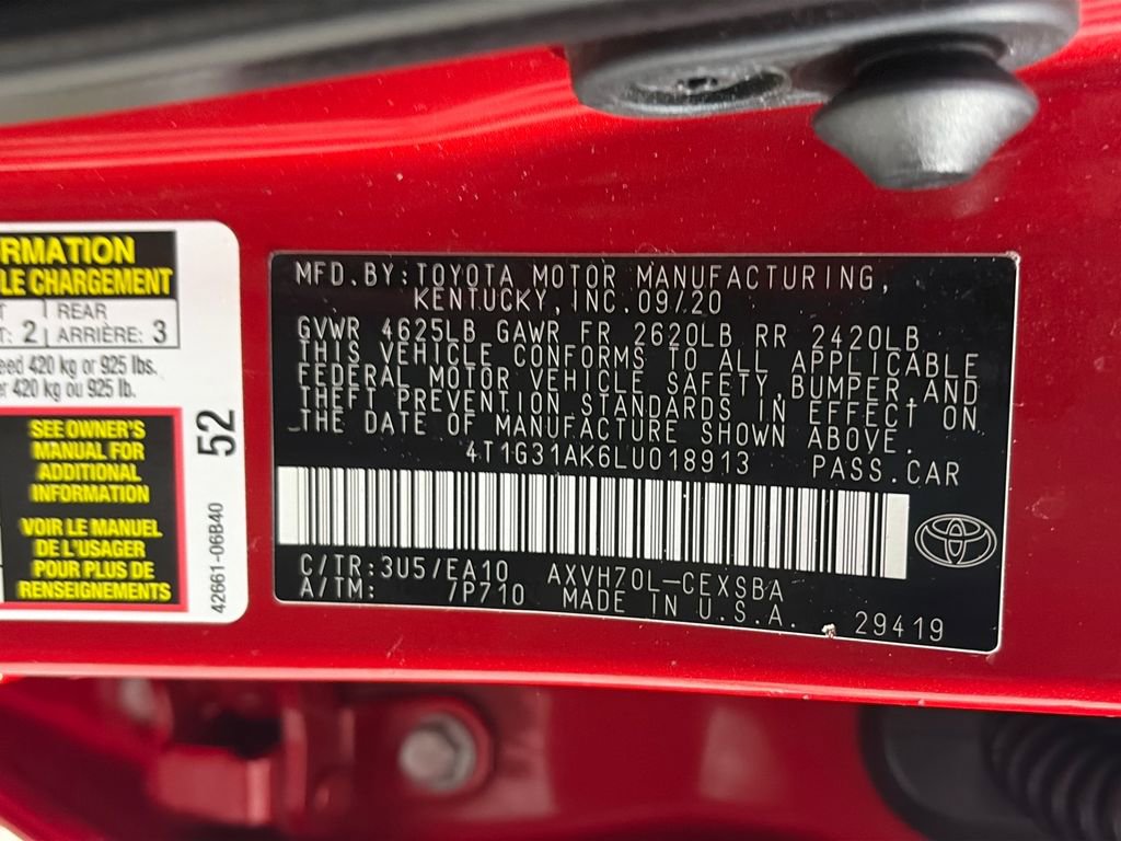 Used 2020 Toyota Camry SE w/ Carpet Mat Package FWD image 9