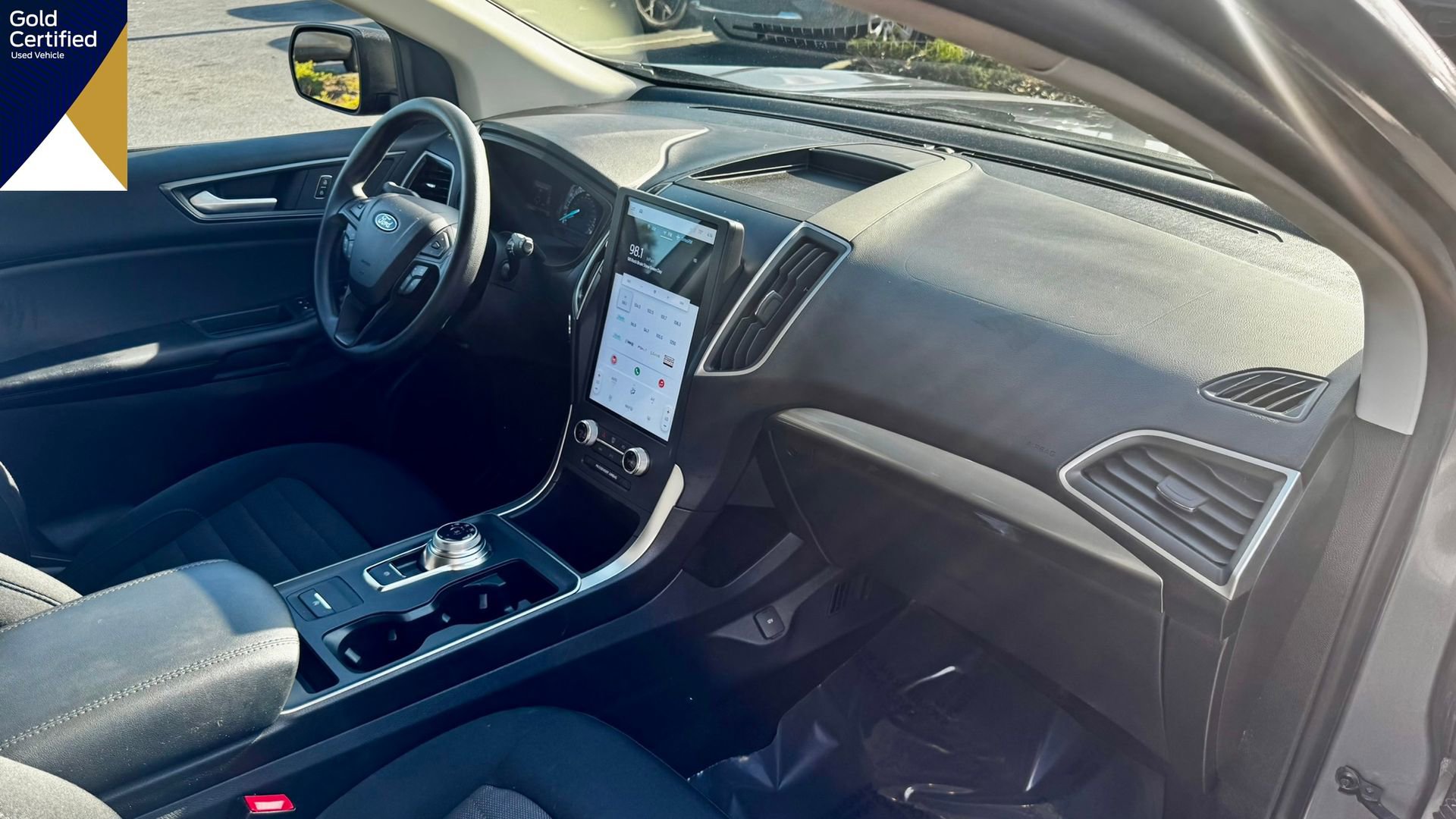 Certified 2022 Ford Edge SE image 11