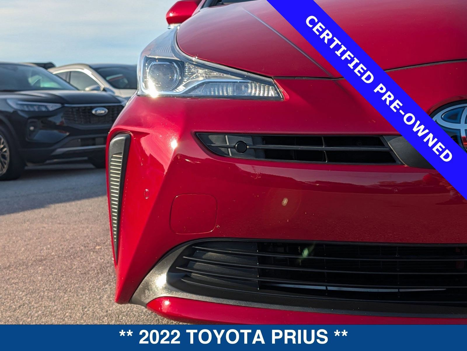 Used 2022 Toyota Prius LE image 10