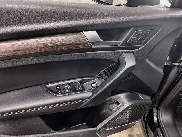 Used 2023 Audi Q5 2.0T Premium Plus w/ Premium Plus Package AWD/4WD image 15