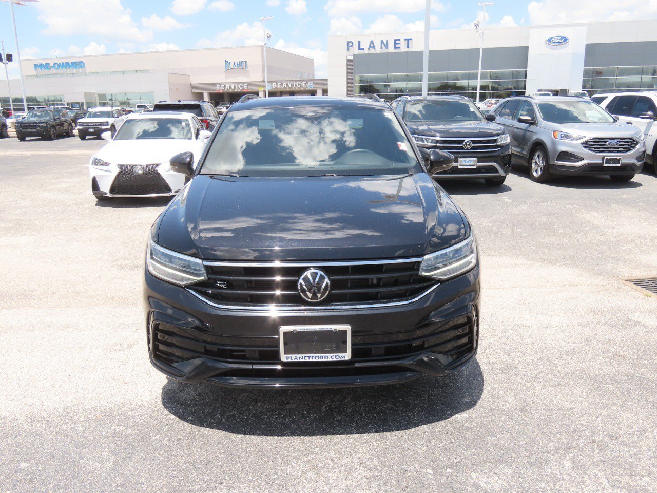 Used 2022 Volkswagen Tiguan SE R-Line AWD/4WD image 5