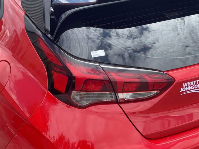 Used 2022 Hyundai Veloster N FWD image 12