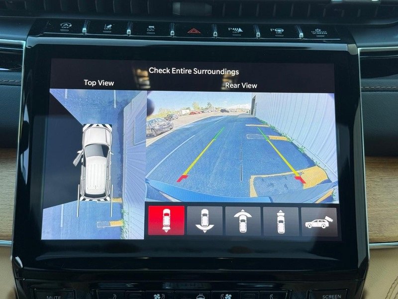 Used 2023 Jeep Grand Cherokee L Summit image 18