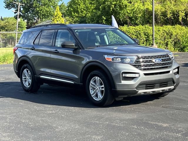 Certified 2024 Ford Explorer XLT w/ Equipment Group 202A AWD/4WD image 7