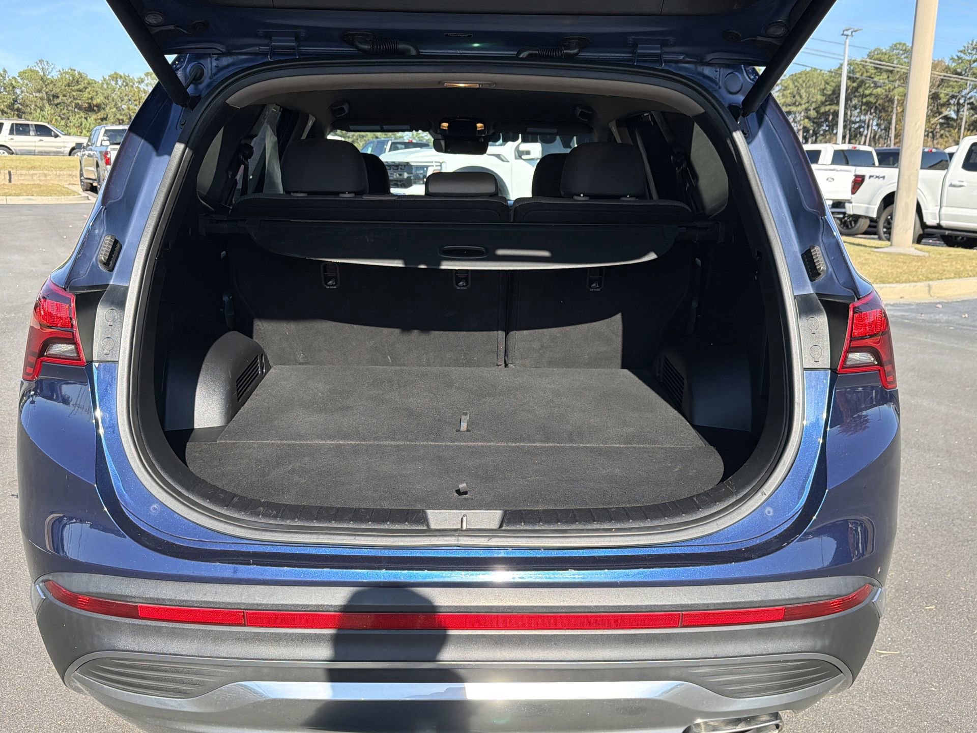 Used 2022 Hyundai Santa Fe SEL w/ Convenience Package image 30