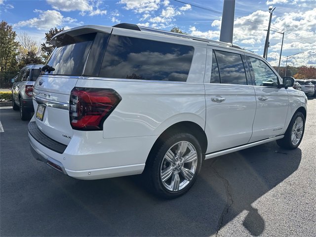 Certified 2024 Ford Expedition Max Platinum image 5