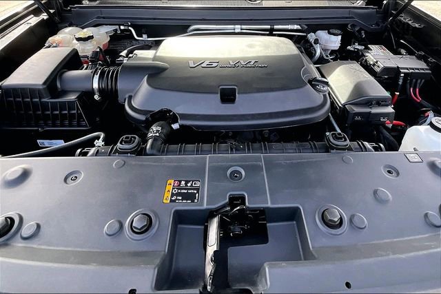 Used 2022 GMC Canyon AT4 w/ Trailering Package image 9