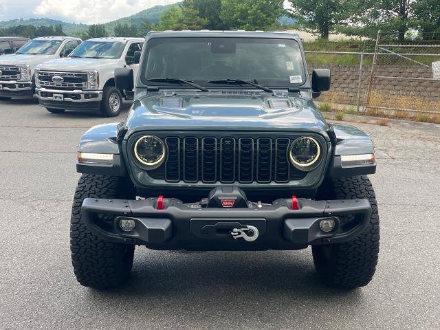 Used 2024 Jeep Wrangler Unlimited Rubicon AWD/4WD image 5
