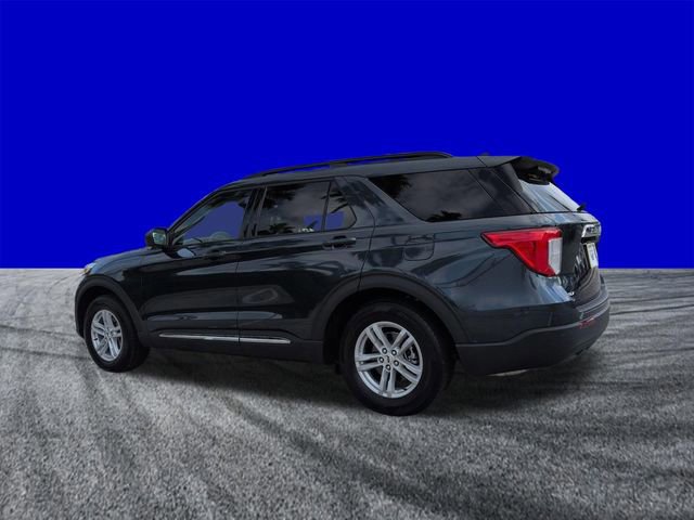 Certified 2024 Ford Explorer XLT image 3
