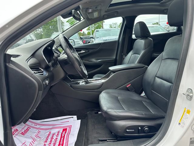 Used 2018 Chevrolet Malibu Premier w/ Premier Sun and Wheel Package FWD image 11