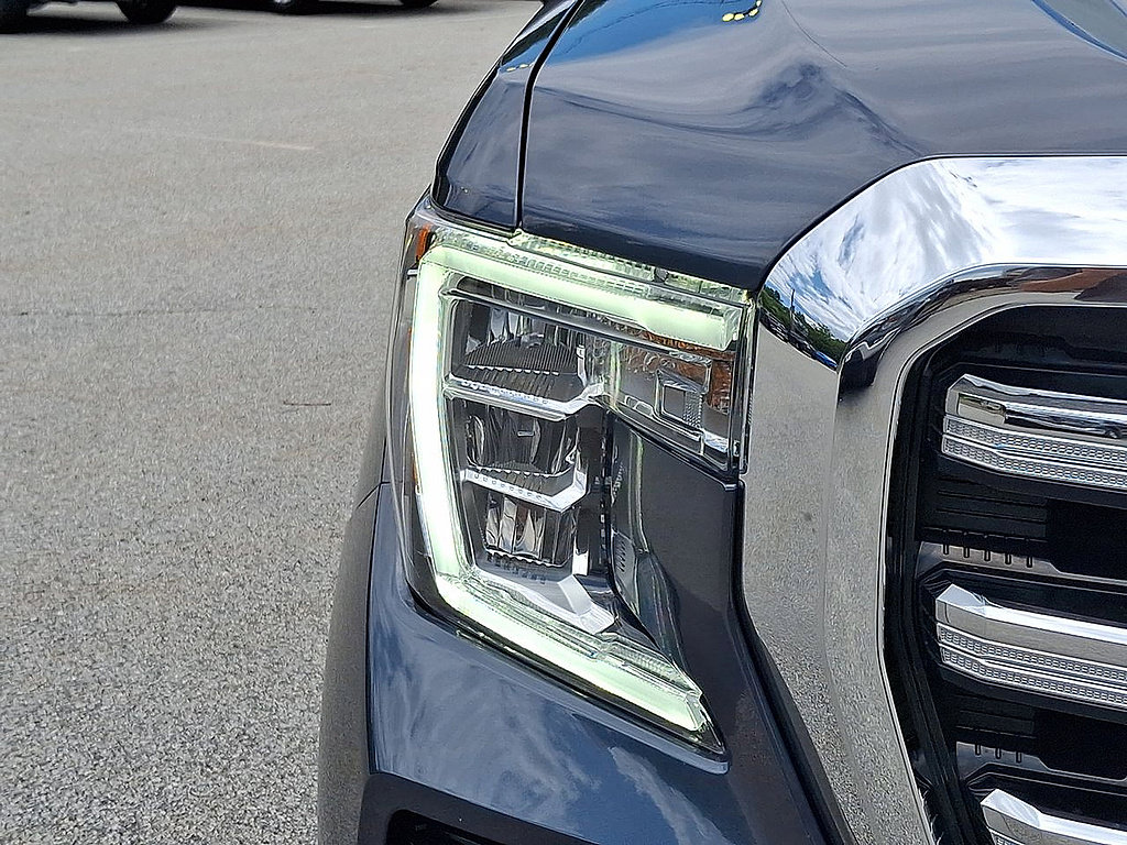 Used 2021 GMC Sierra 1500 SLE w/ Preferred Package AWD/4WD image 28