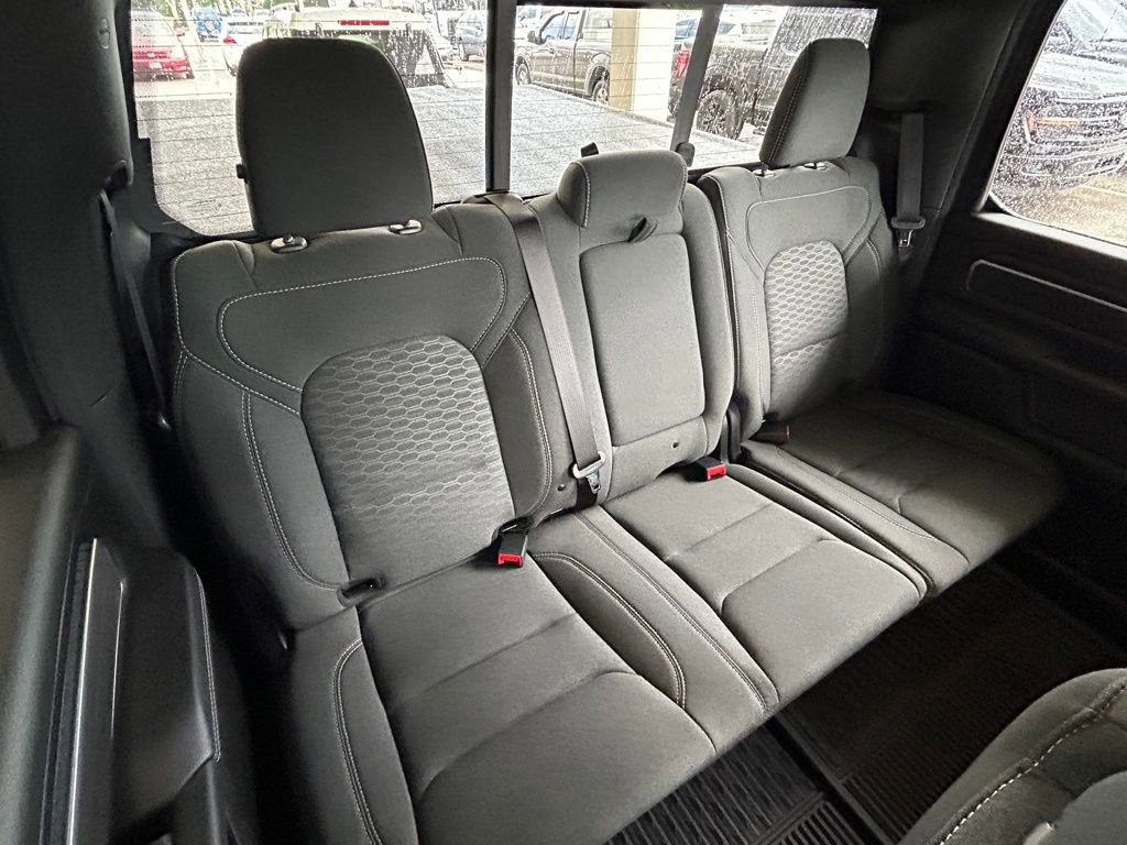 Used 2025 RAM 1500 Big Horn RWD image 32
