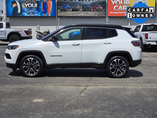 Used 2024 Jeep Compass Limited AWD/4WD image 2