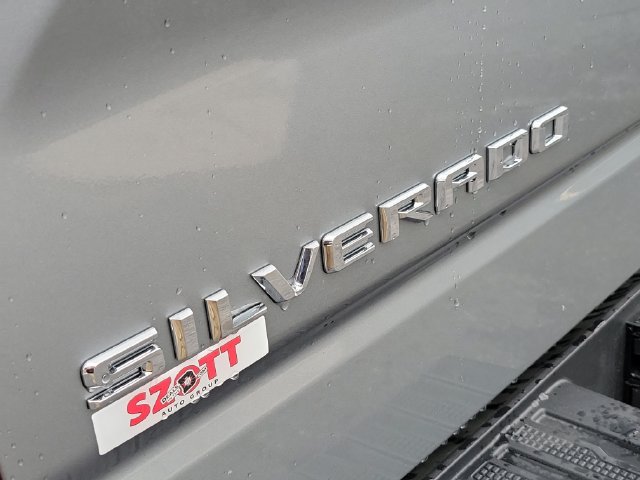 Used 2025 Chevrolet Silverado 1500 LTZ AWD/4WD image 6