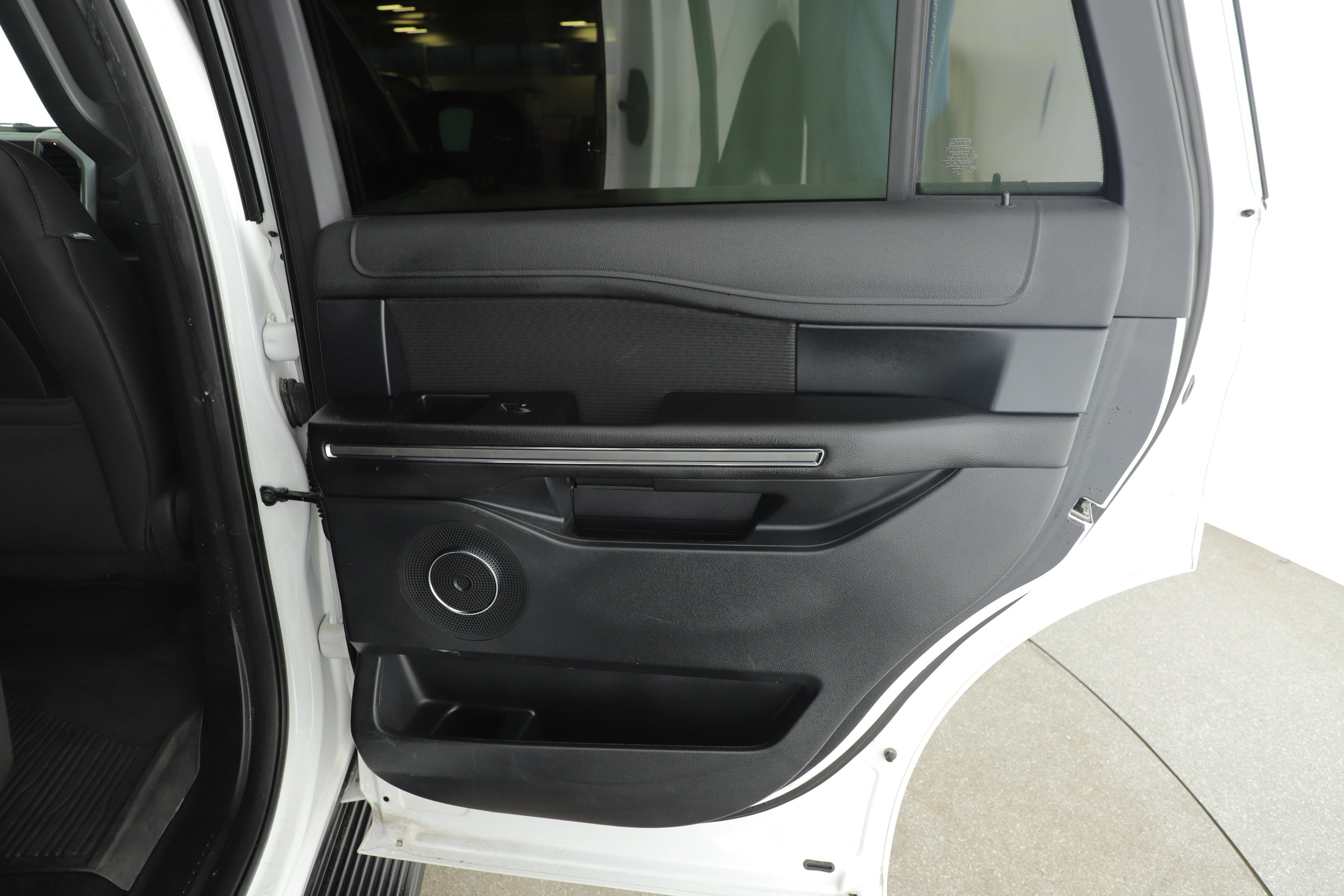 Certified 2020 Ford Expedition XLT image 12