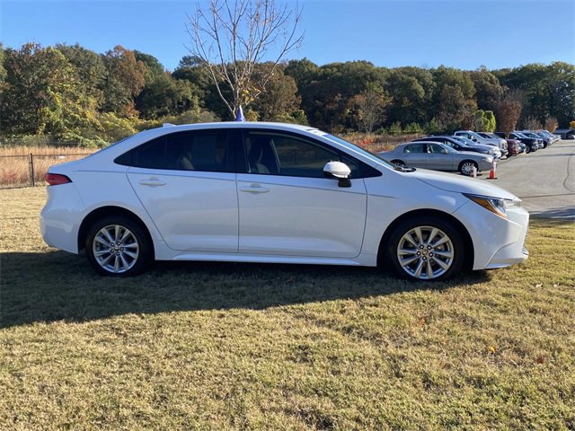 Used 2023 Toyota Corolla LE w/ LE Convenience Package image 6