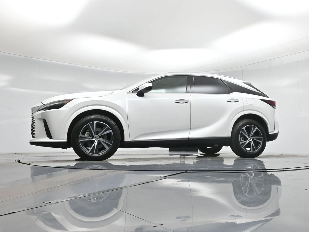 Used 2024 Lexus RX 350h w/ Convenience Package image 22
