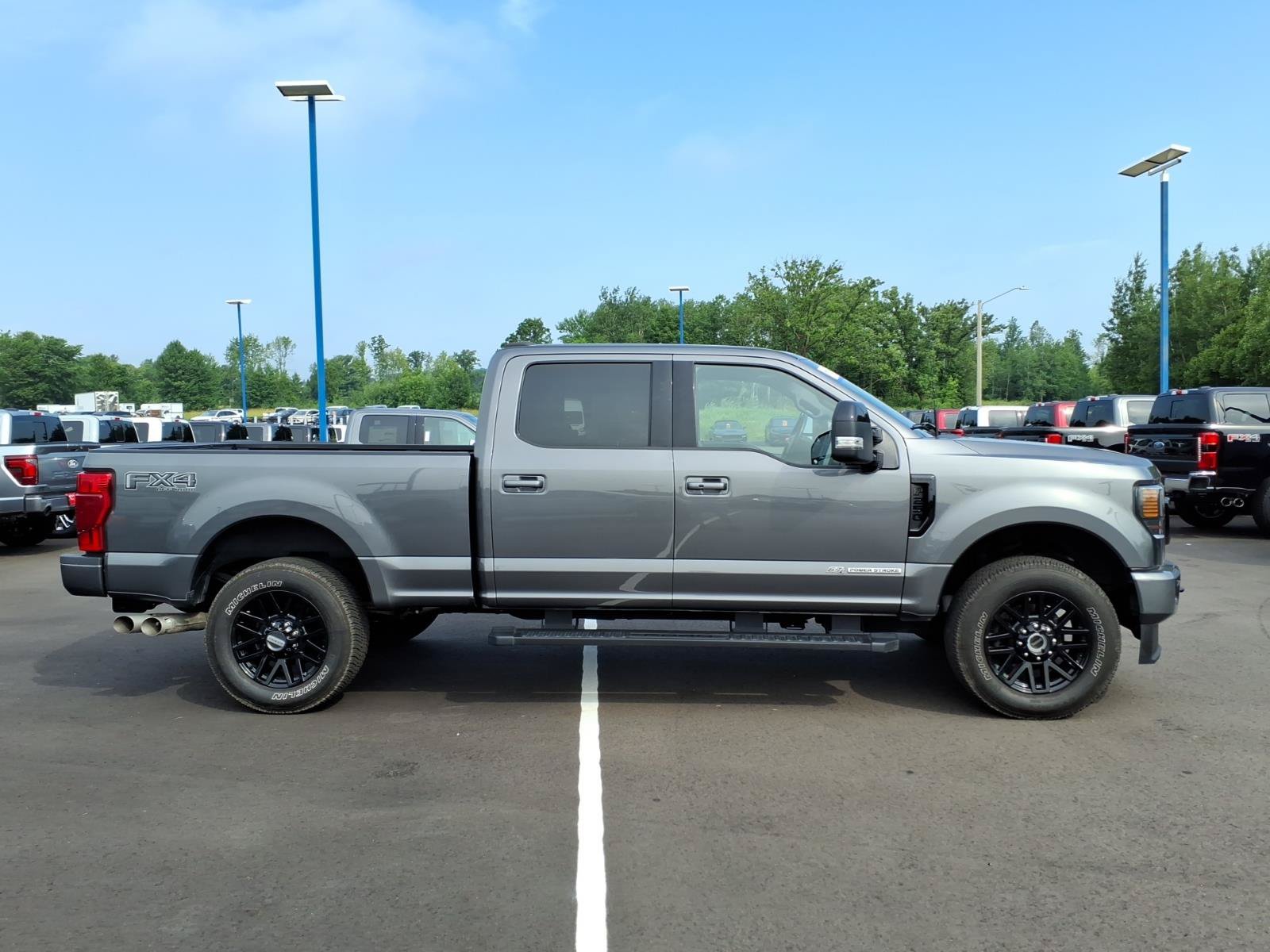 Certified 2022 Ford F250 Lariat w/ Lariat Ultimate Package AWD/4WD image 7