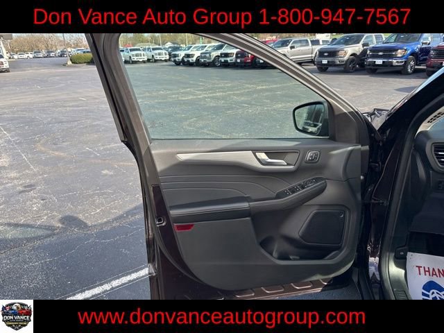 Certified 2023 Ford Escape Platinum image 25