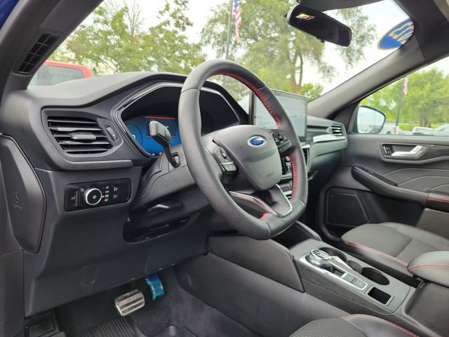 Certified 2023 Ford Escape ST-Line Select w/ Tech Pack #2 AWD/4WD image 10