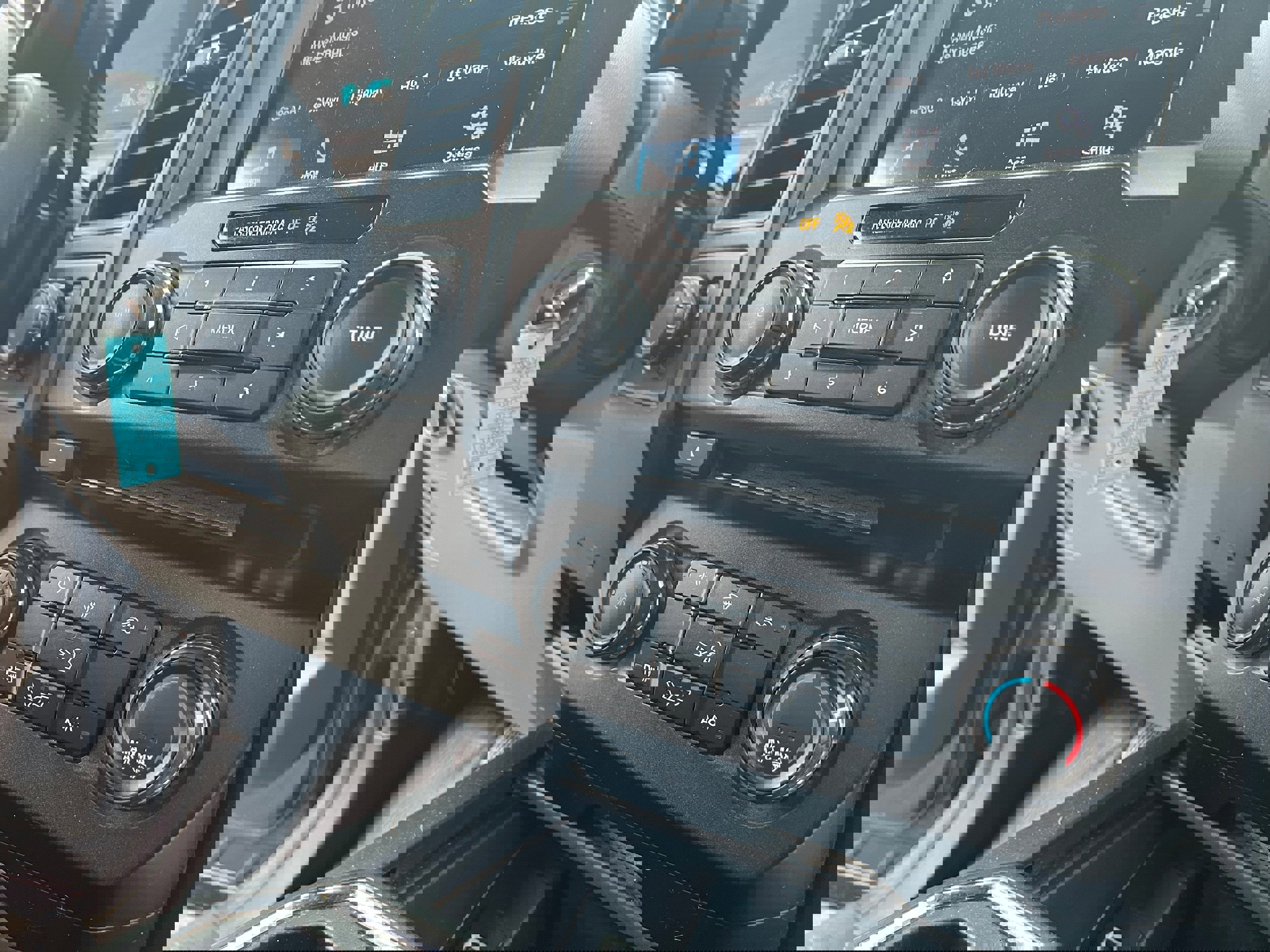 Certified 2018 Ford F150 XL w/ Equipment Group 101A Mid image 13